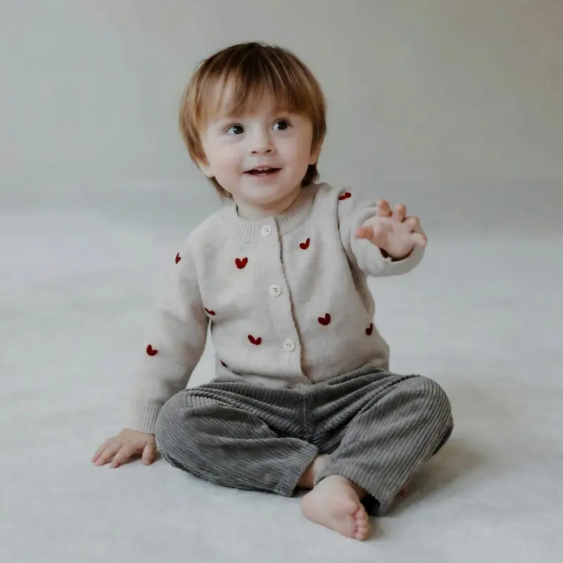 Baby ull stickat samling